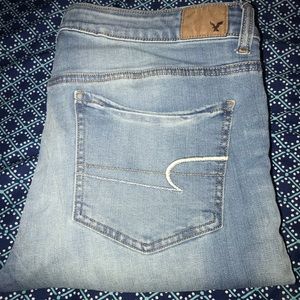 american eagle light wash jeggings size: 16